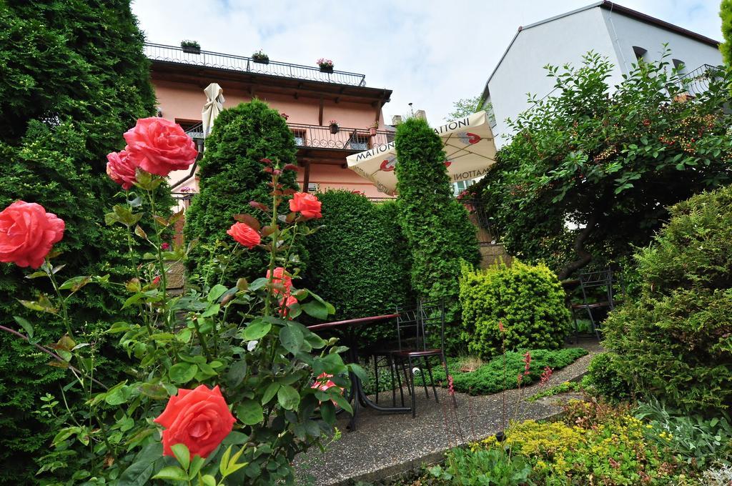 Hotel Na Hradbách Louny Exterior foto