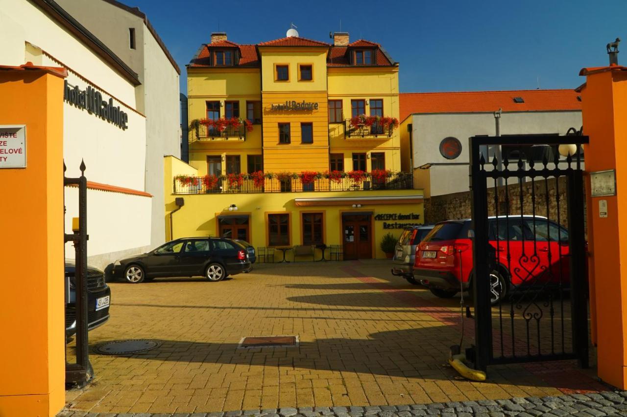 Hotel Na Hradbách Louny Exterior foto